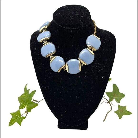 Vintage Midcentury Lucite Geometric Choker Necklace - Picture 6 of 6